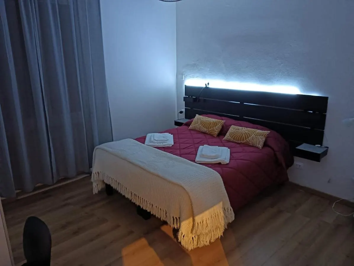 B&B Fiera Station Rooms Bolonia 0*,  Włochy